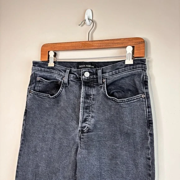 Denim Forum The Arlo High Rise Straight Jean Raw Hem Faded Black Size 30 26L - Picture 11 of 11